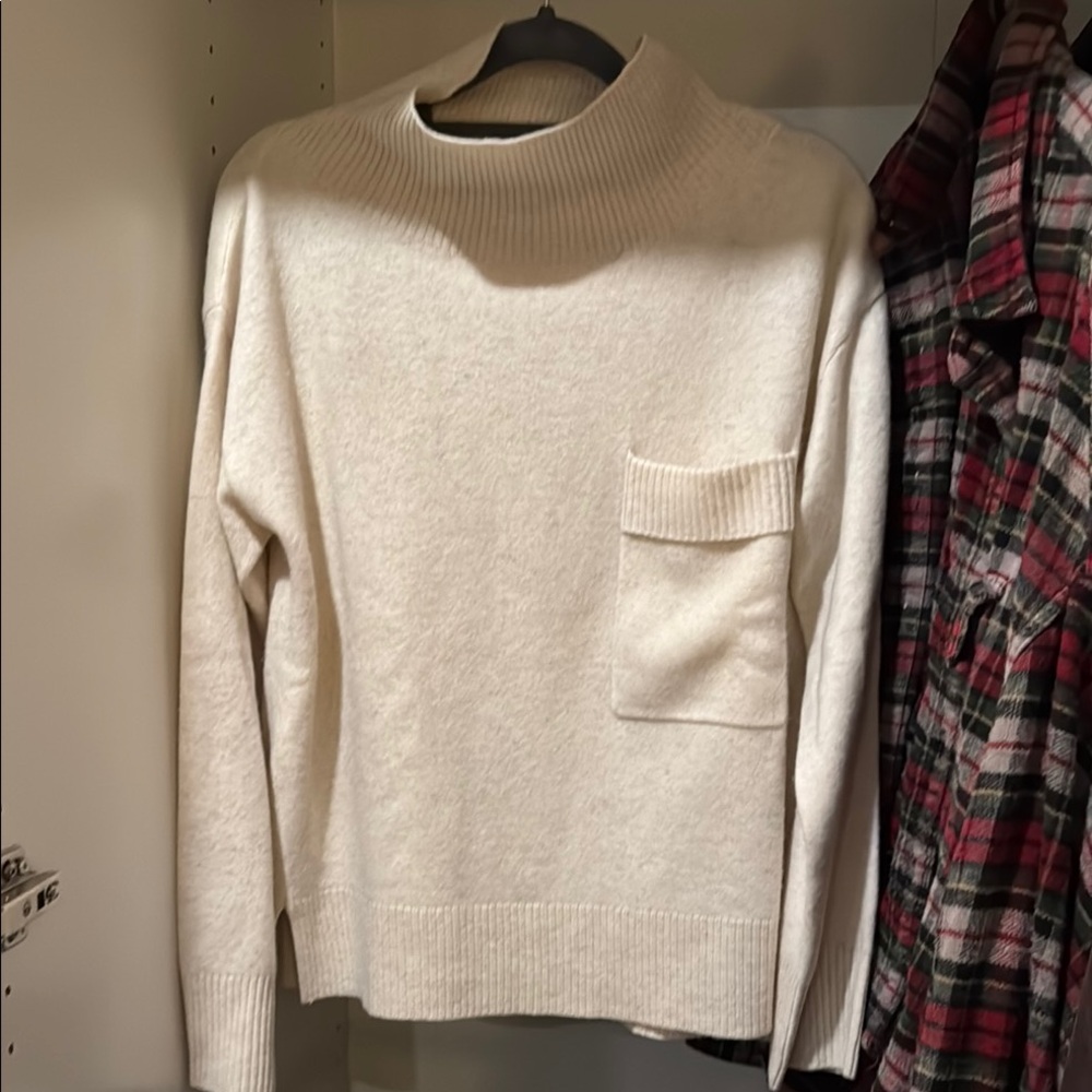 Cream Turtleneck Sweater with Soft Knit and Relaxed Fit